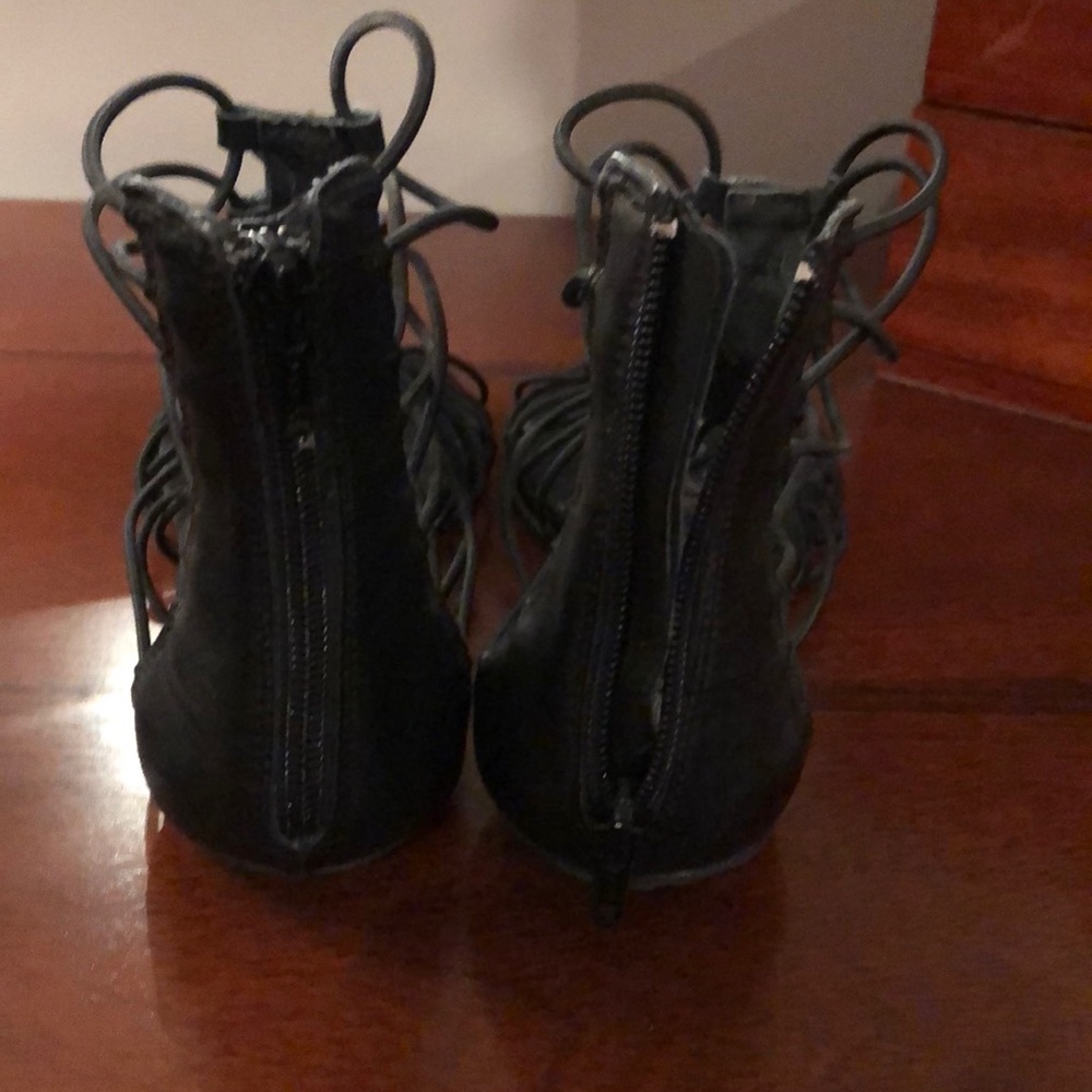 Sandals - Picture 2 of 3